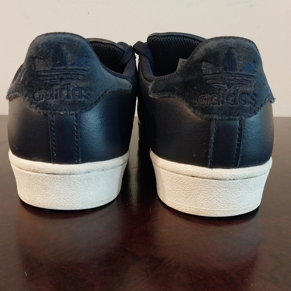 Adidas Superstar Navy Blue Leather & Velvet Casual Size 9 Shoe - Picture 4 of 8